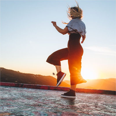 Fuego Dance Sneakers